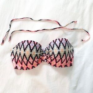 Victoria’s Secret bikini top